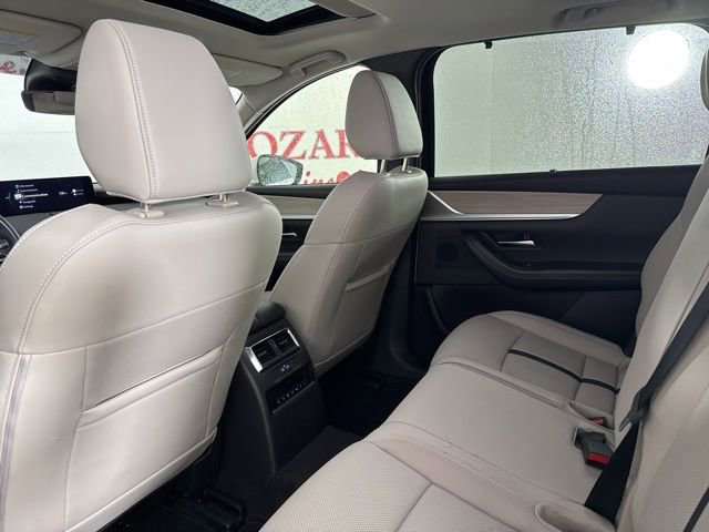 Used 2024 MAZDA CX-90 3.3 Turbo w/ Preferred Plus image 14