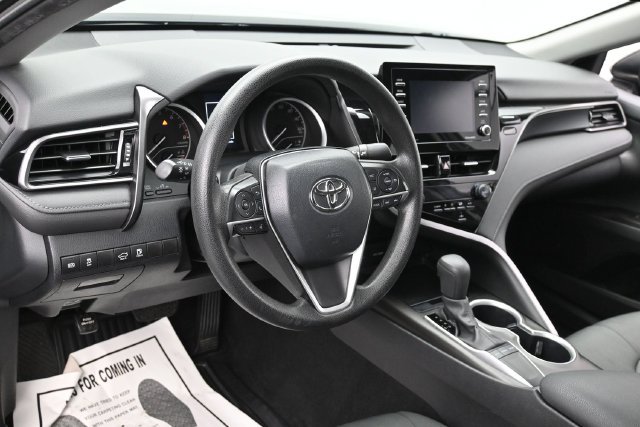 Used 2024 Toyota Camry LE FWD image 15