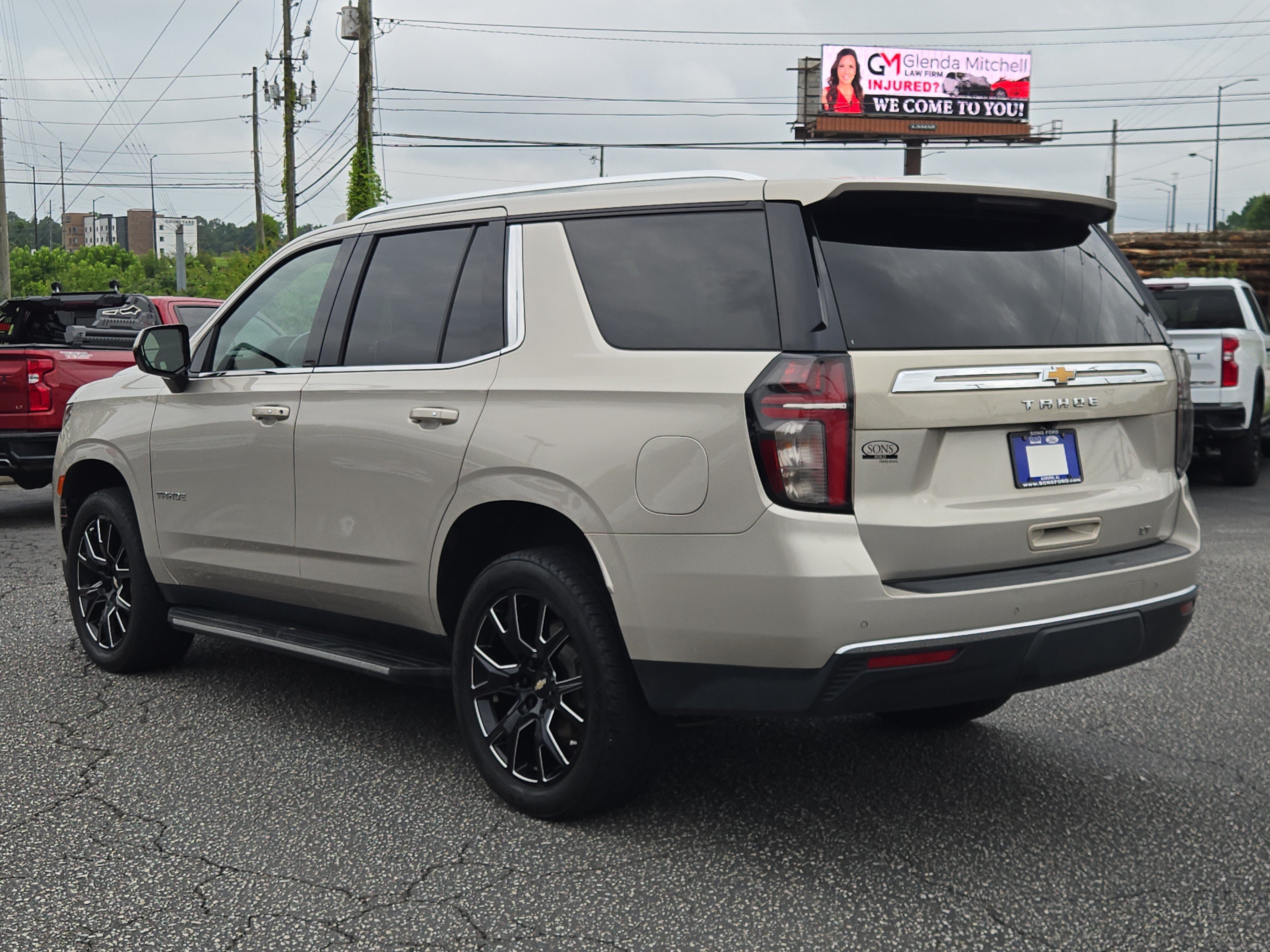 Used 2021 Chevrolet Tahoe LT w/ Rear Media and Nav Package RWD image 9
