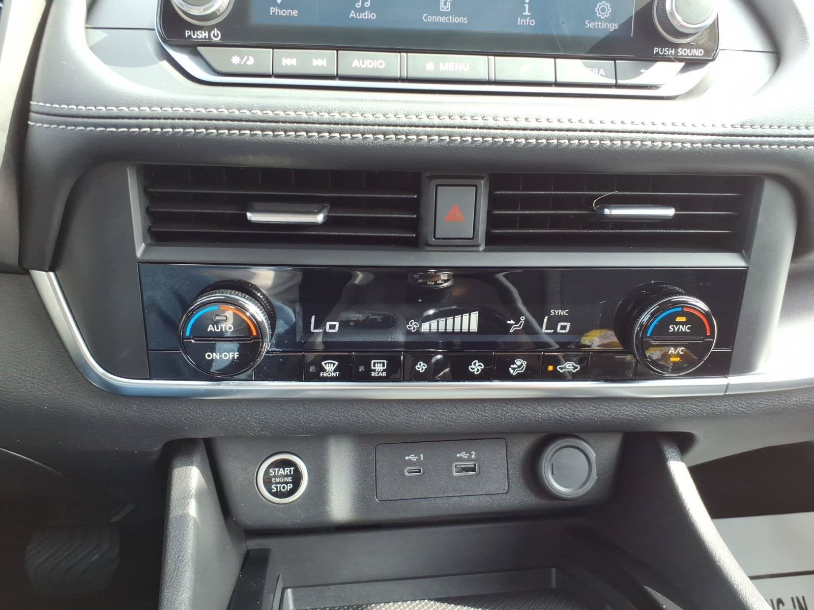 Used 2023 Nissan Rogue SV AWD/4WD image 20