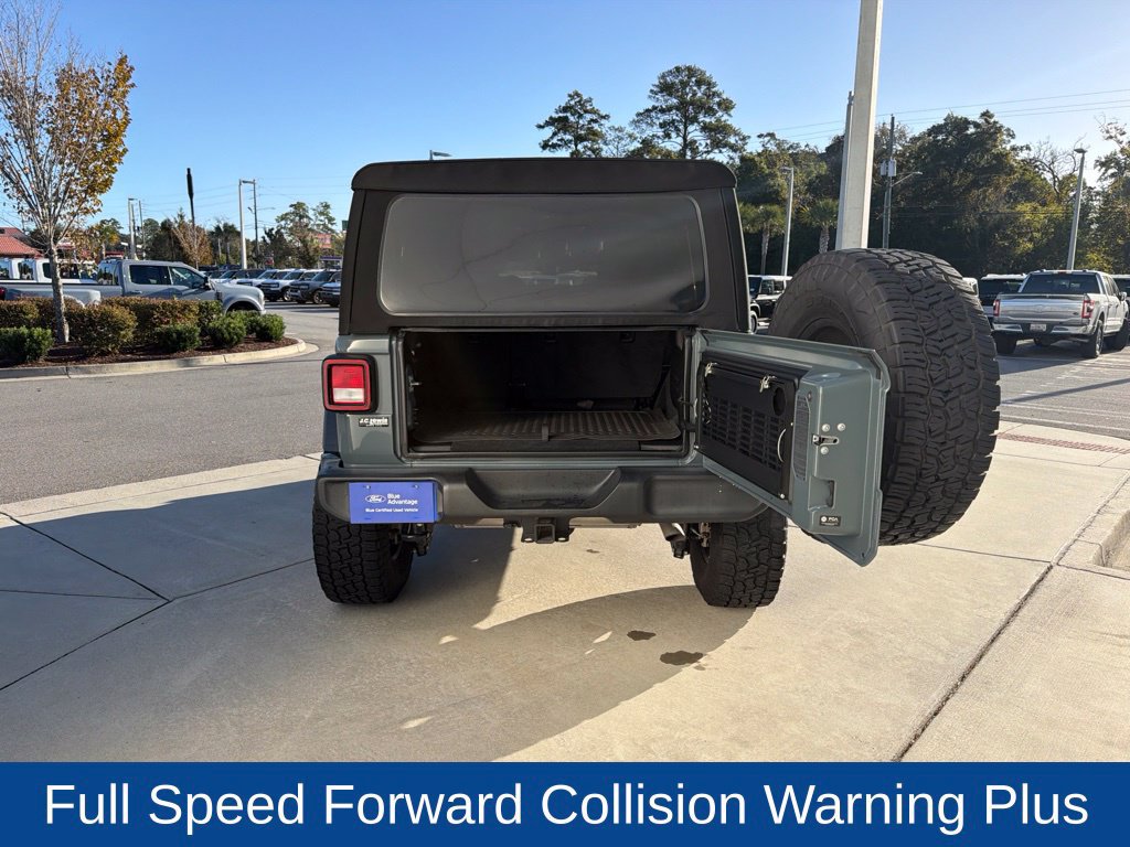 Used 2024 Jeep Wrangler Unlimited Sport AWD/4WD image 9
