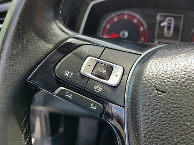 Used 2019 Volkswagen Jetta SE w/ Cold Weather Package FWD image 22