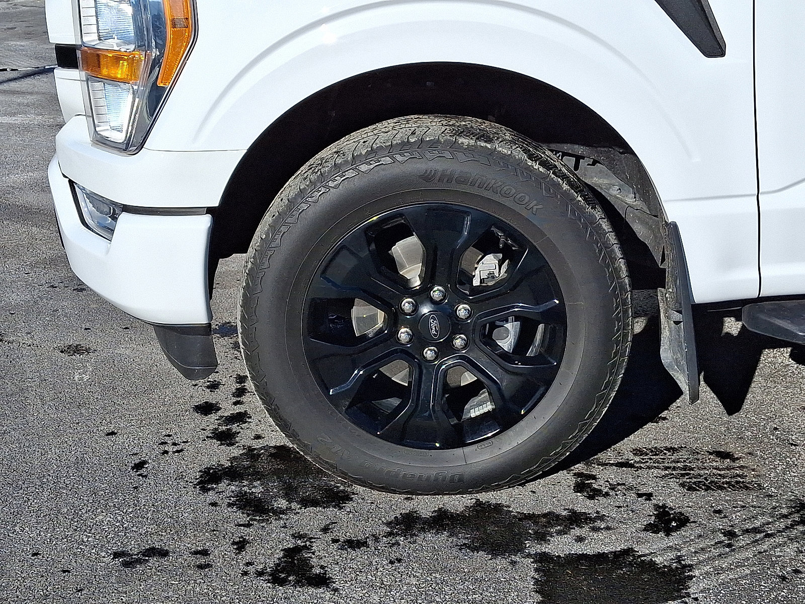 Certified 2022 Ford F150 XL w/ STX Black Appearance Package image 9