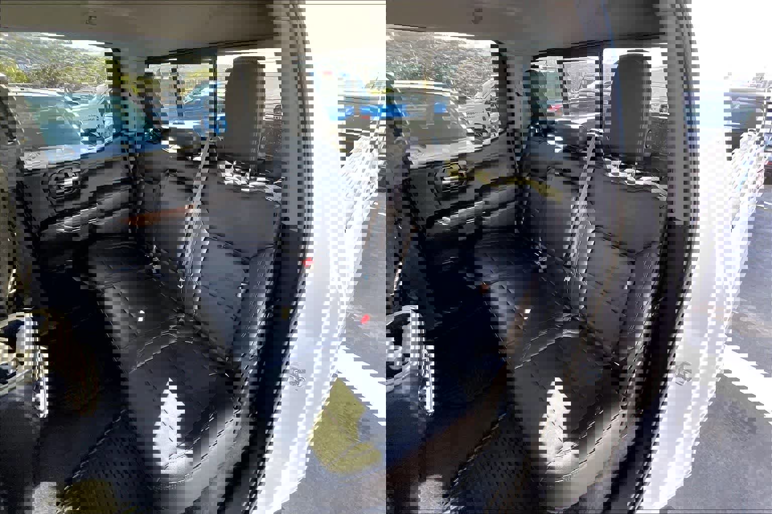 Used 2022 Chevrolet Silverado 1500 RST w/ LPO, Blackout Package image 29