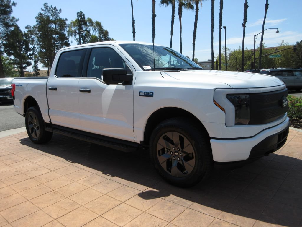 Certified 2024 Ford F150 Lightning XLT AWD/4WD image 6