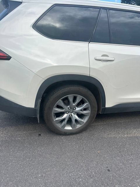 Used 2024 Toyota Grand Highlander FWD image 4