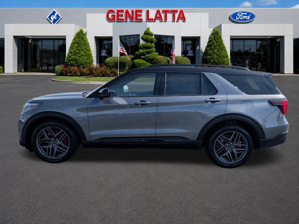 Certified 2025 Ford Explorer ST AWD/4WD image 13