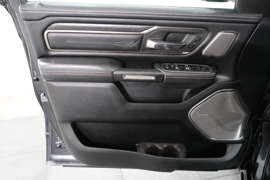 Used 2019 RAM 1500 Limited AWD/4WD image 17