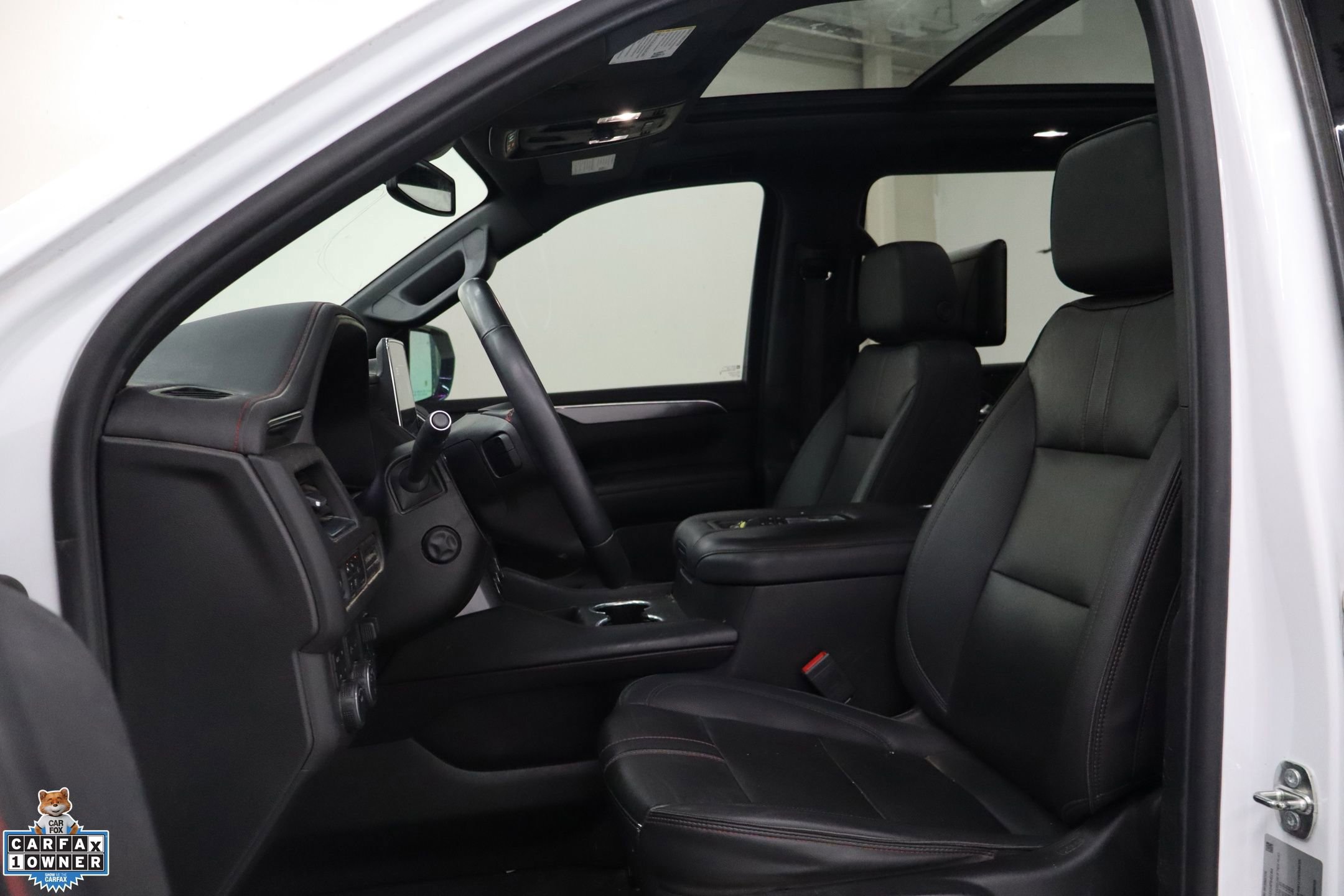 Used 2023 Chevrolet Suburban RST w/ Luxury Package image 11