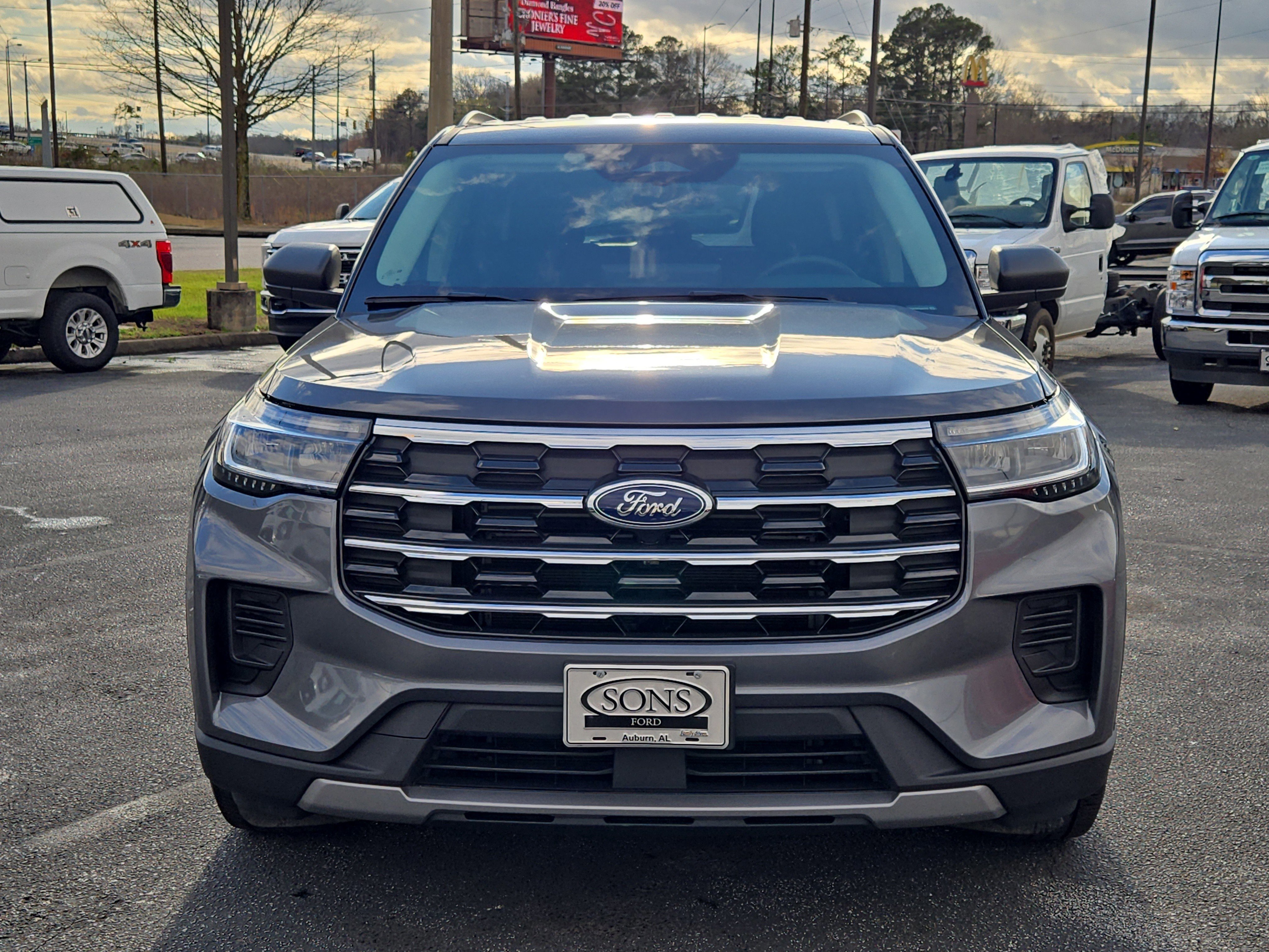 Certified 2025 Ford Explorer Active image 11