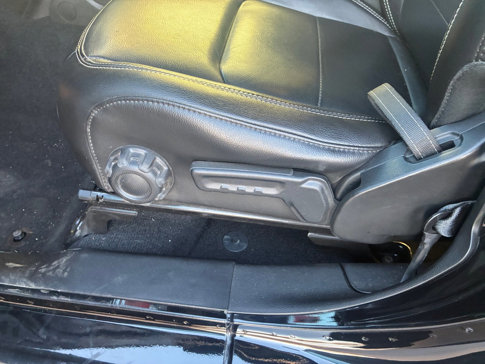 Used 2021 Jeep Wrangler Unlimited Sahara w/ Safety Group image 16