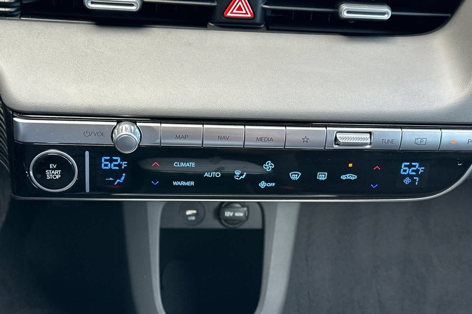 Used 2024 Hyundai Ioniq 5 SE RWD image 22