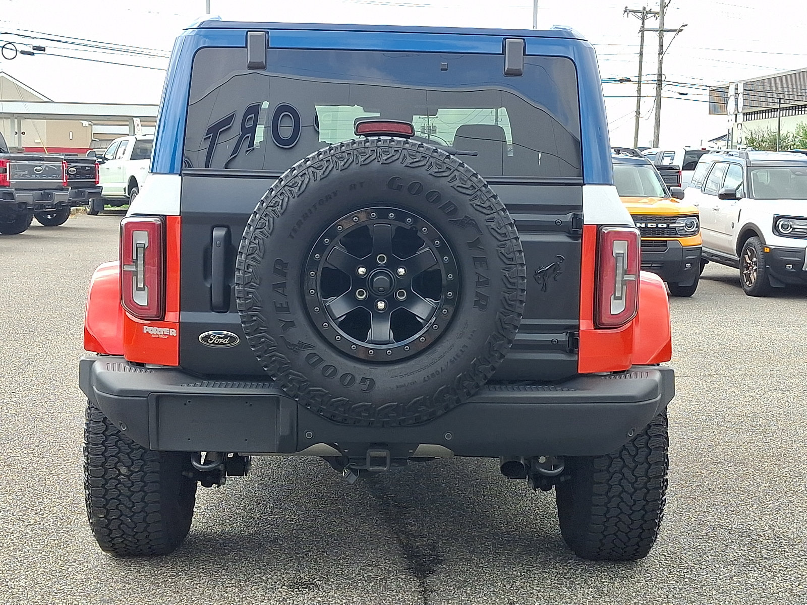 Certified 2025 Ford Bronco Stroppe Edition AWD/4WD image 9