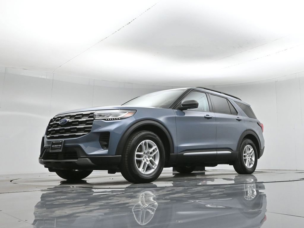 Certified 2025 Ford Explorer Active RWD image 27