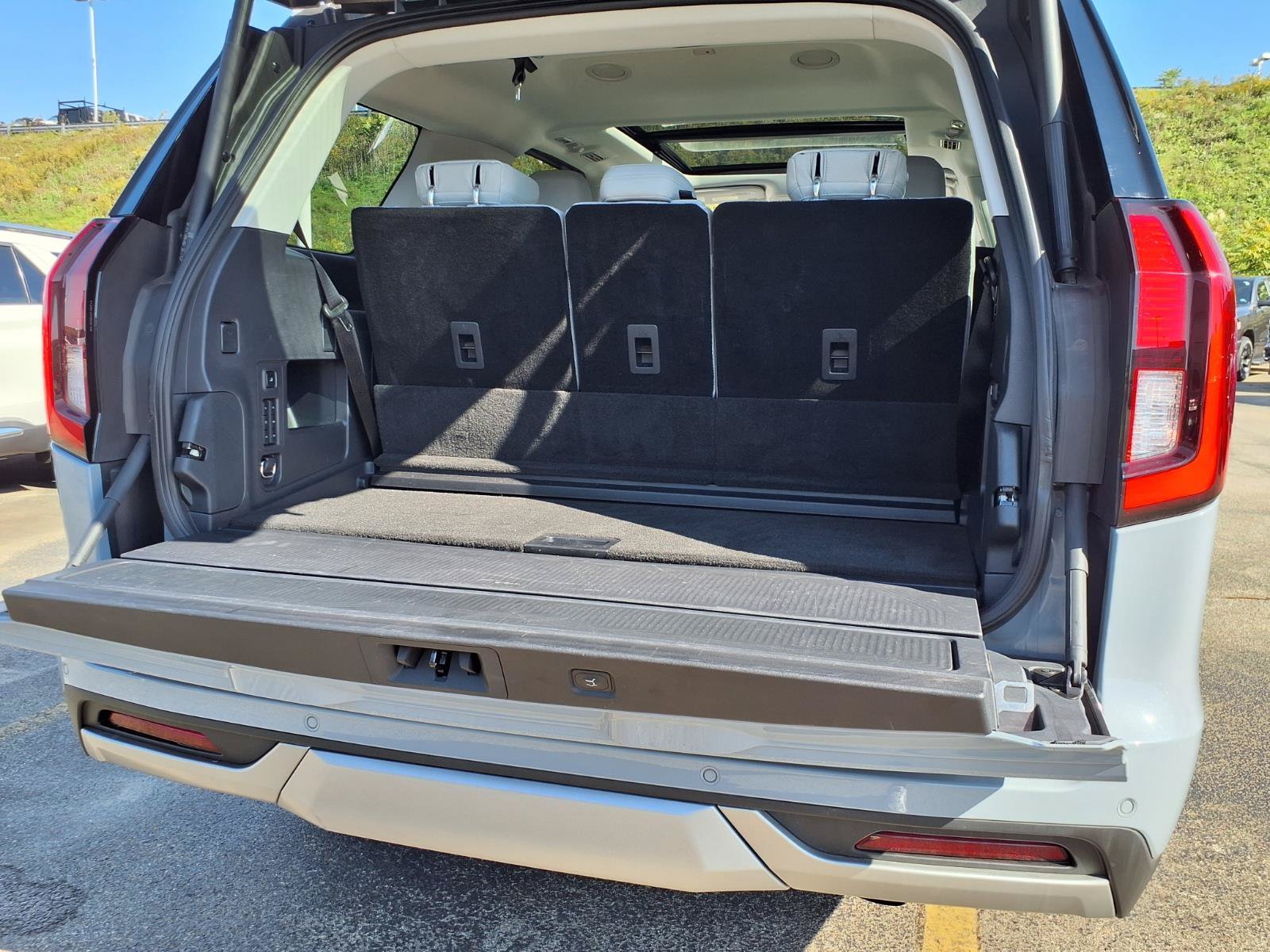 Certified 2025 Ford Expedition Platinum AWD/4WD image 13