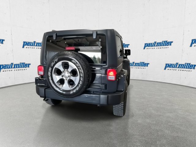 Used 2018 Jeep Wrangler Sahara w/ Connectivity Group AWD/4WD image 10