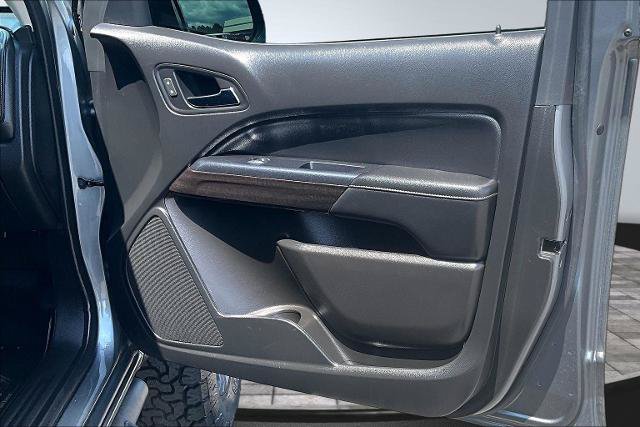 Used 2020 GMC Canyon SLE w/ Elevation Edition RWD image 25