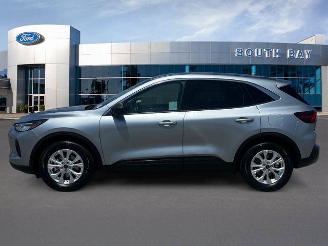 Certified 2023 Ford Escape Active FWD image 2