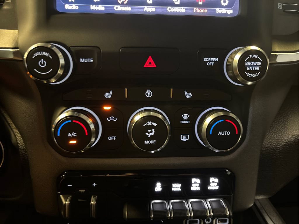 Used 2019 RAM 1500 Big Horn AWD/4WD image 35
