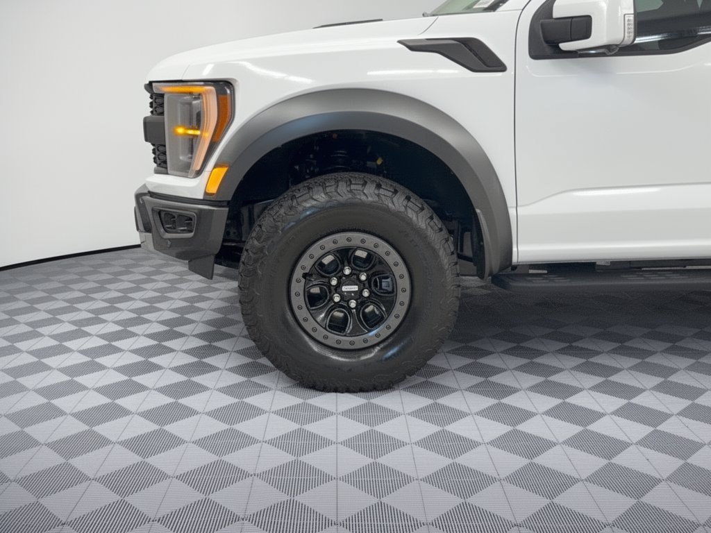 Certified 2023 Ford F150 Raptor w/ Raptor Carbon Fiber Package AWD/4WD image 13