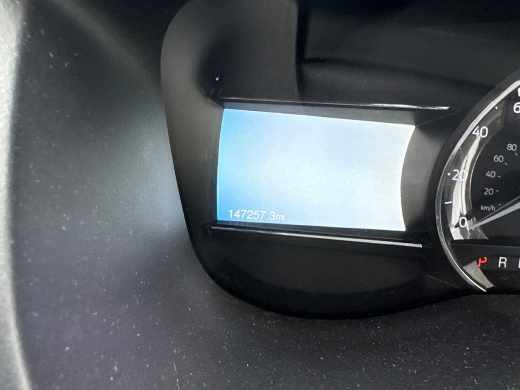 Certified 2018 Ford Explorer XLT w/ Equipment Group 202A FWD image 5