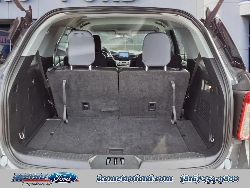 Certified 2023 Ford Explorer XLT w/ Equipment Group 202A AWD/4WD image 34