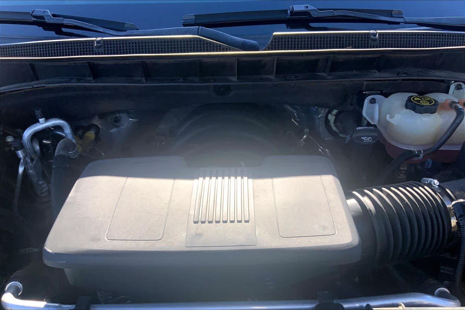 Used 2023 Chevrolet Tahoe LT RWD image 32