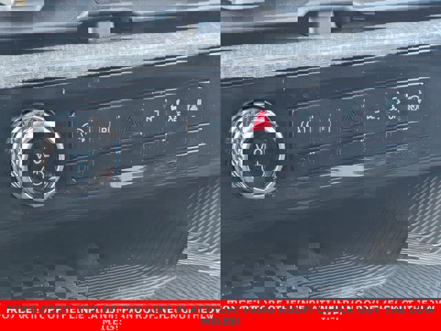 Certified 2025 Ford Explorer Platinum w/ LUX Leather Package image 21