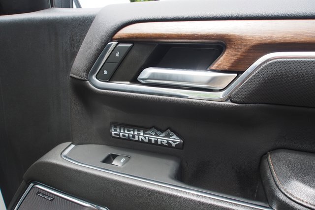 Used 2023 Chevrolet Silverado 1500 High Country w/ High Country Premium Package AWD/4WD image 14