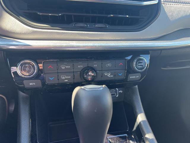 Used 2024 Jeep Compass Limited image 17