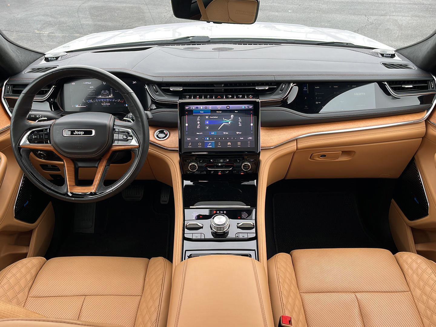 Used 2024 Jeep Grand Cherokee Summit image 20