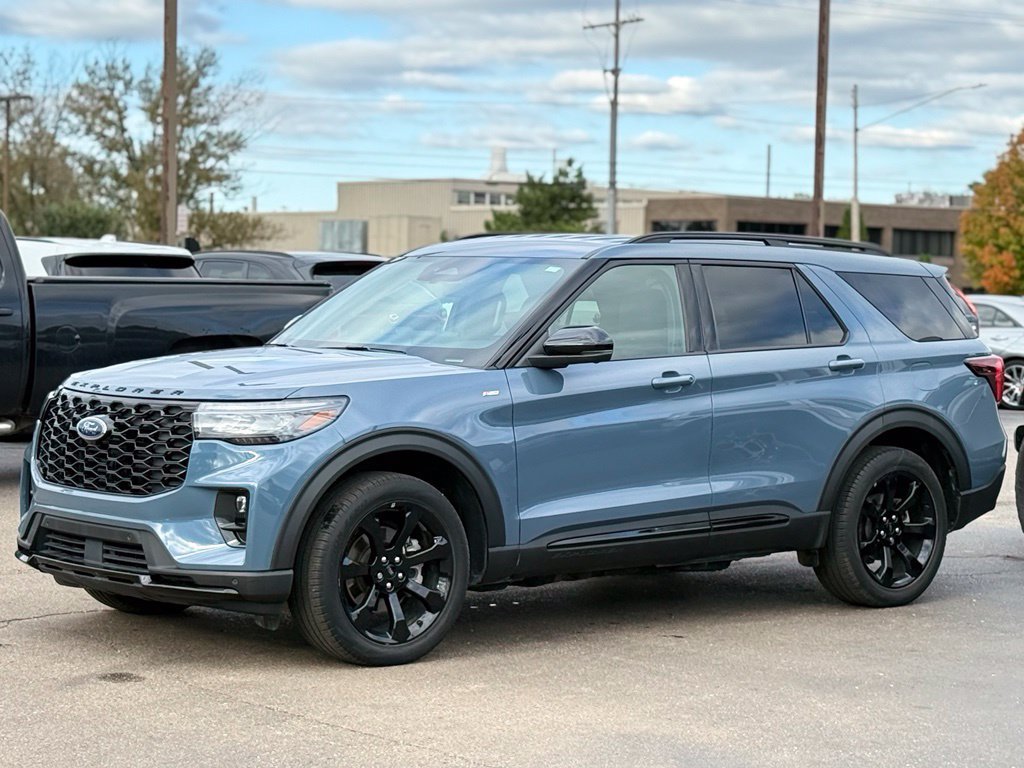 Certified 2026 Ford Explorer ST-Line AWD/4WD image 40