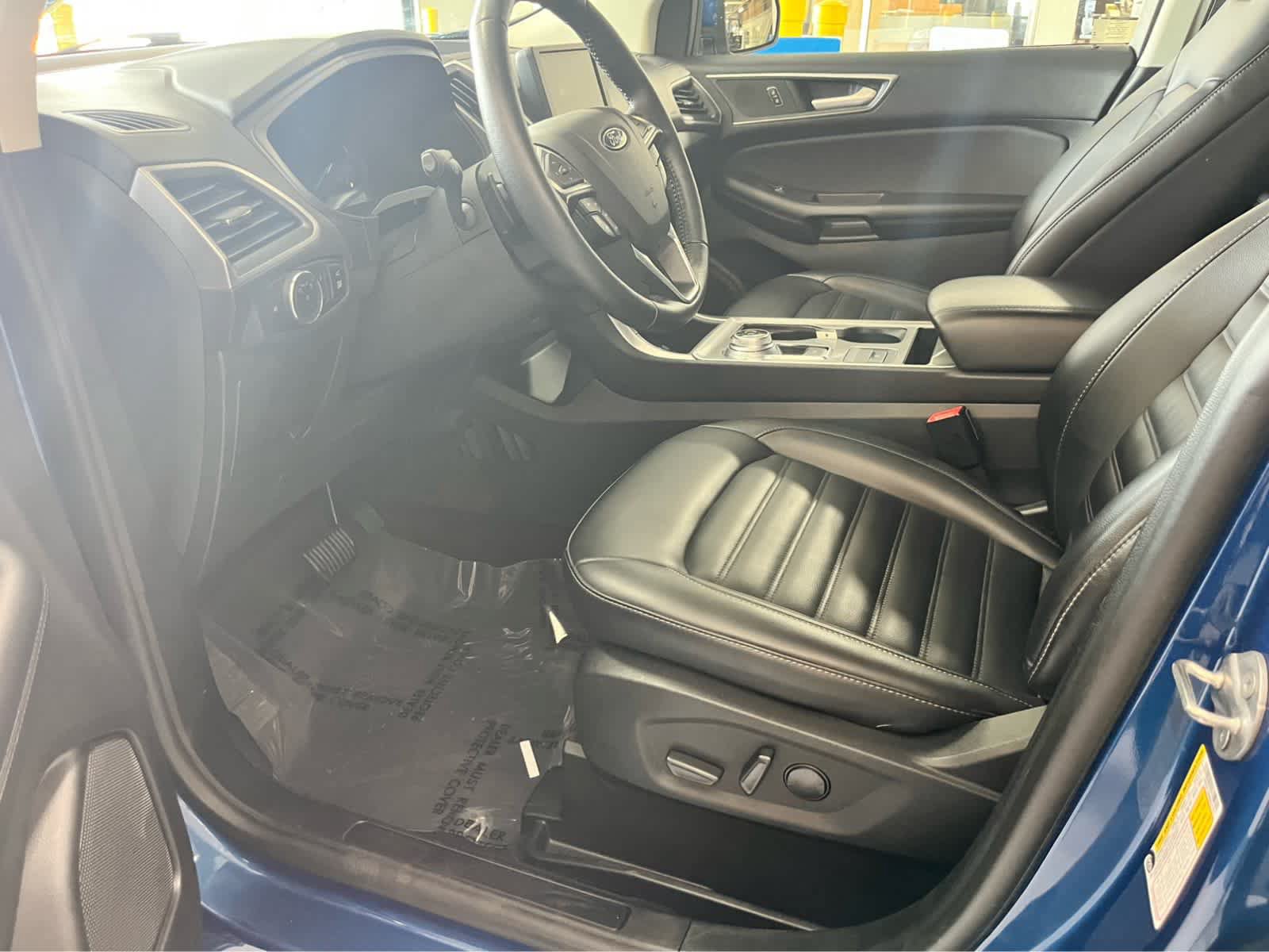 Certified 2024 Ford Edge SEL w/ Convenience Package AWD/4WD image 16