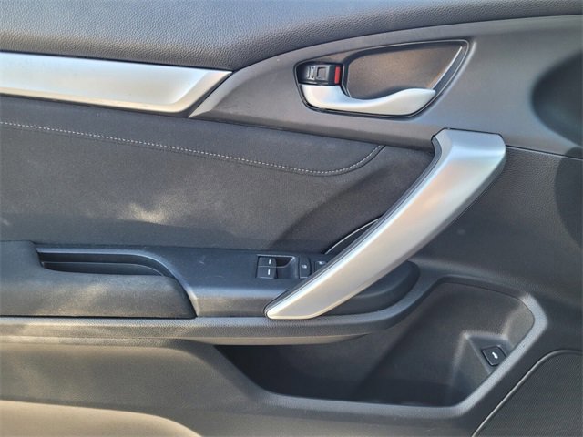 Used 2020 Honda Civic EX image 25