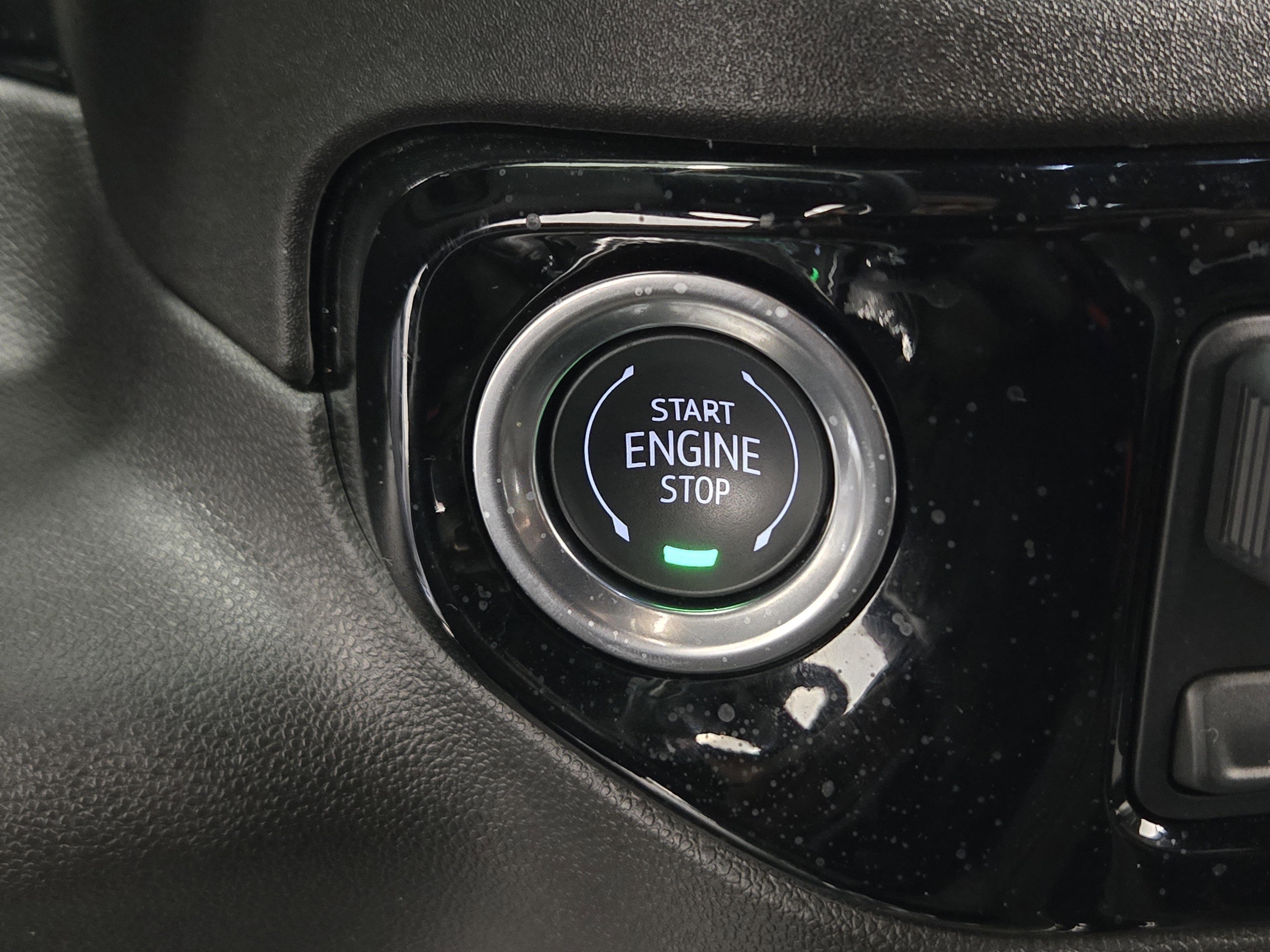 Used 2025 Chevrolet Silverado 2500 ZR2 w/ ZR2 Bison Edition image 19