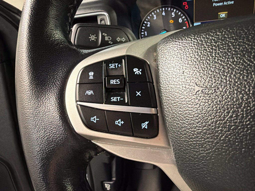 Certified 2023 Ford Explorer Limited w/ Equipment Group 301A AWD/4WD image 19