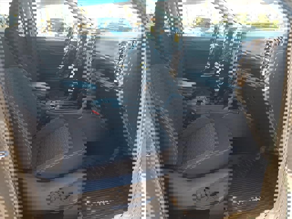 Certified 2025 Ford Ranger XLT w/ Equipment Group 301A High image 11