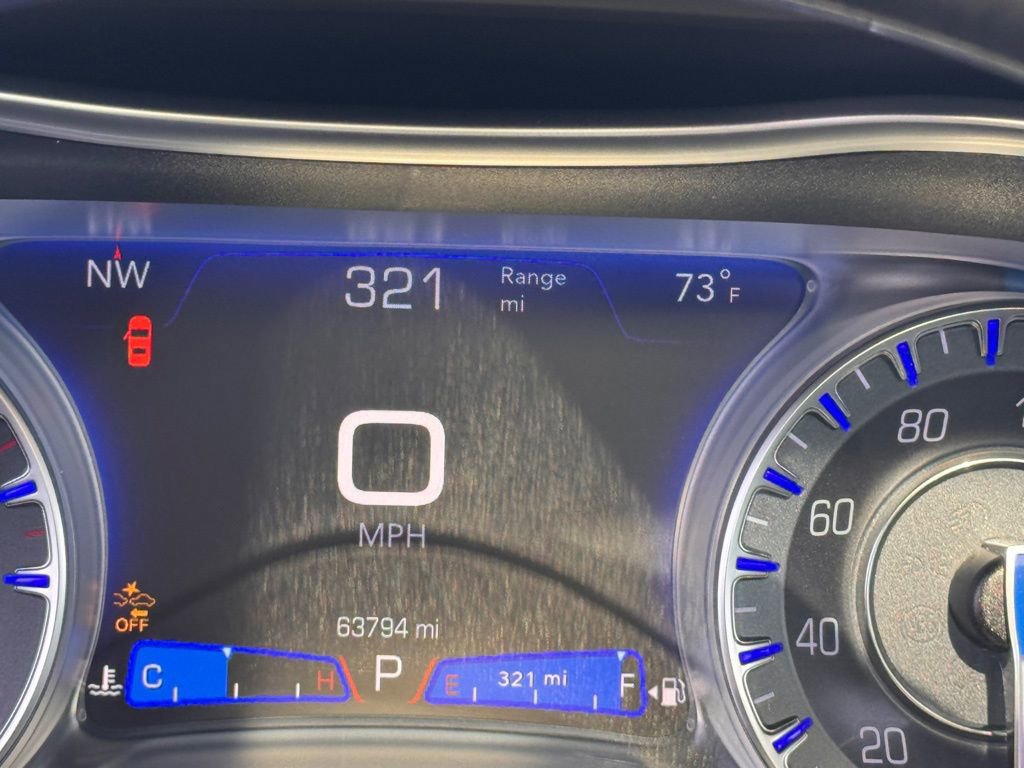 Used 2019 Chrysler 300 Limited w/ Safetytec Plus Group image 21