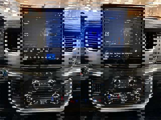 Certified 2024 Ford Expedition Max XLT image 8