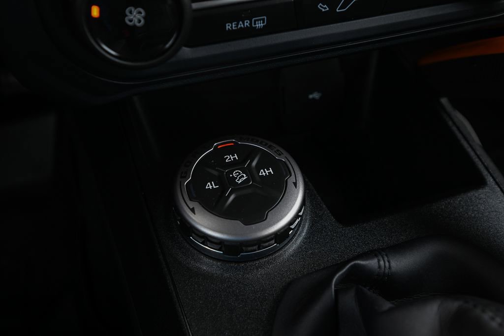 Certified 2022 Ford Bronco 2-Door AWD/4WD image 32
