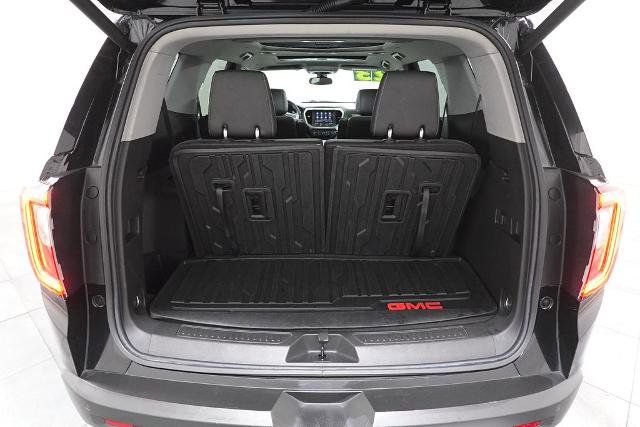 Used 2023 GMC Acadia SLT w/ Technology Package image 28