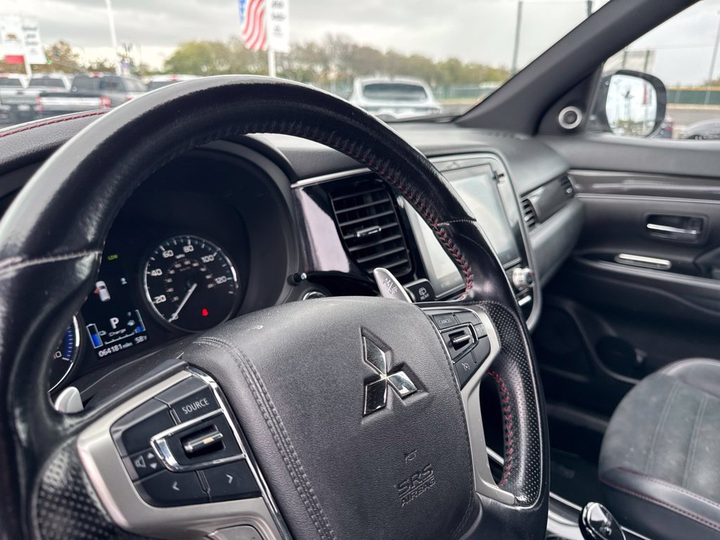 Used 2021 Mitsubishi Outlander LE AWD/4WD image 13