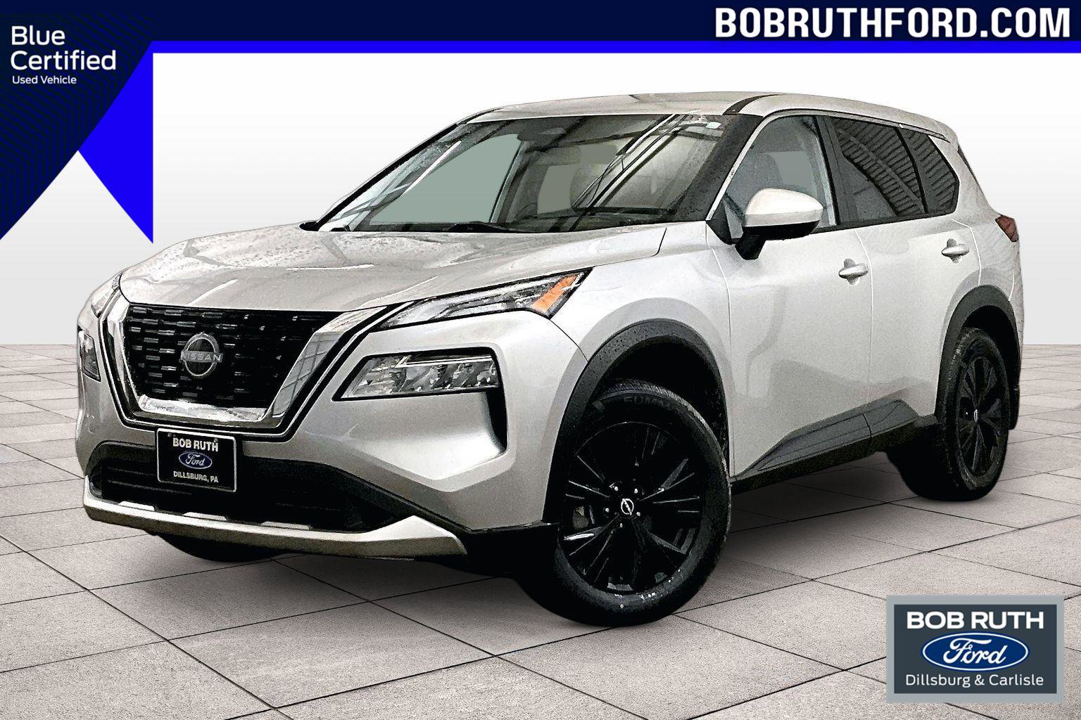 Used 2023 Nissan Rogue SV image 1