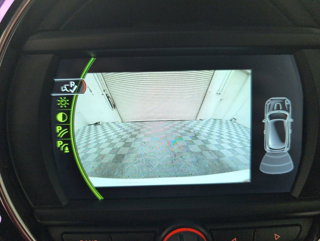 Used 2018 MINI Cooper 2-Door Hardtop image 29