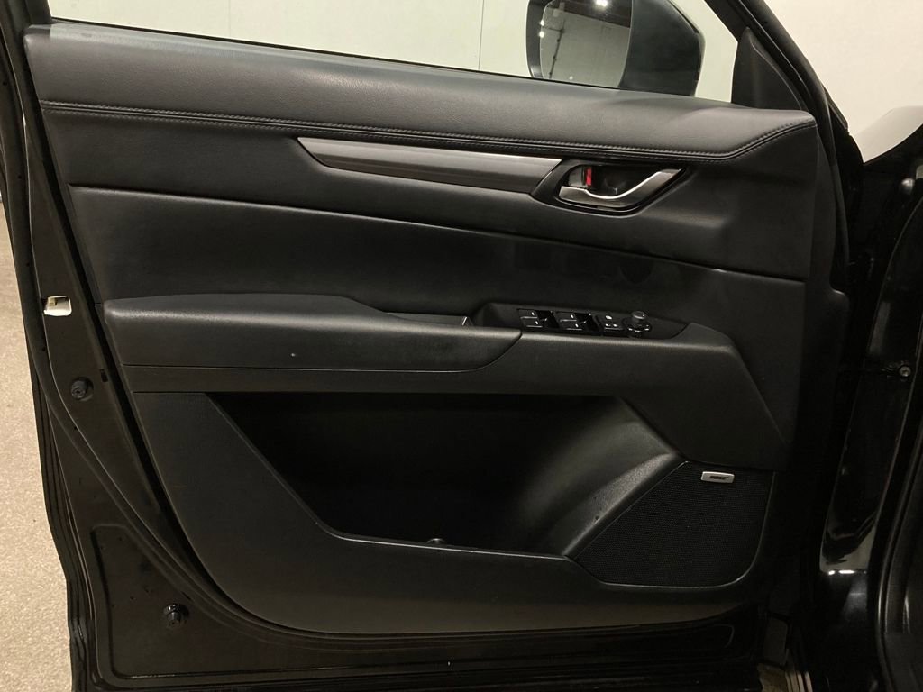 Used 2020 MAZDA CX-5 Touring image 22