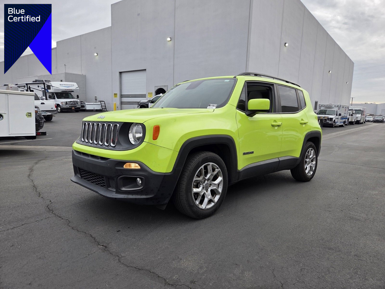 Used 2018 Jeep Renegade Latitude w/ UConnect 8.4 Nav Group