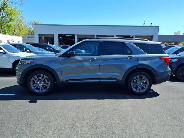 Certified 2023 Ford Explorer XLT w/ Equipment Group 202A AWD/4WD image 2