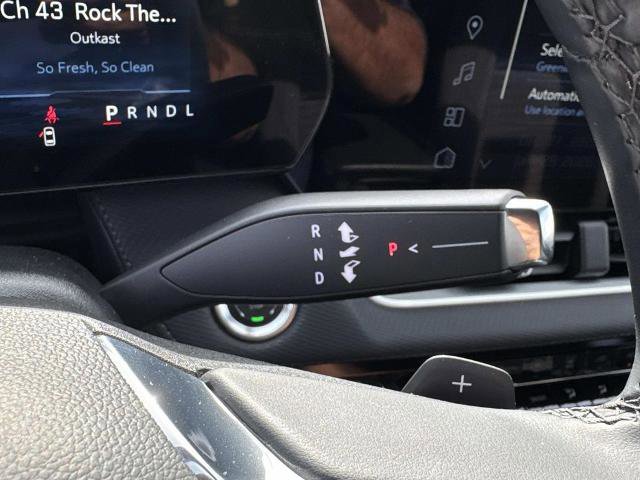 Used 2025 Chevrolet Equinox LT image 20