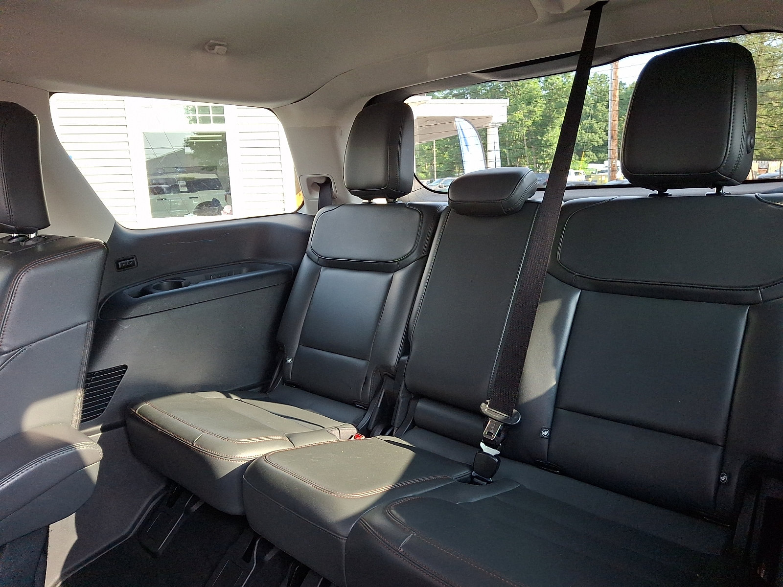 Certified 2025 Ford Expedition Active AWD/4WD image 12