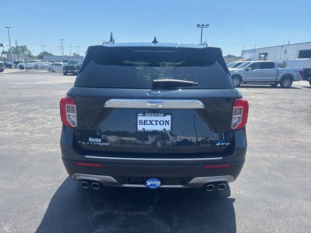 Certified 2023 Ford Explorer Platinum w/ Technology Package AWD/4WD image 9